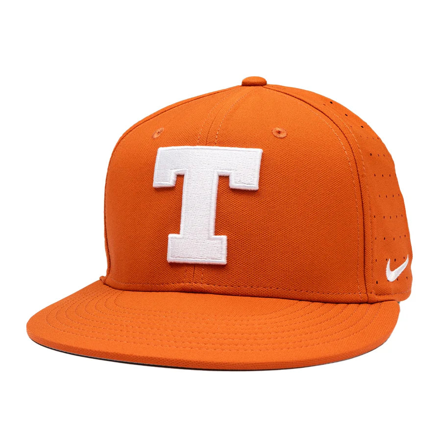 Nike Texas Longhorn True Fitted-On Field Baseball Cap (Desert Orange)(NC-14-81F-TXE-J26)