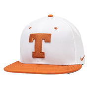 Nike Texas Longhorn True Fitted-On Field Baseball Cap (White)(NC-14-81F-TXE-J26)