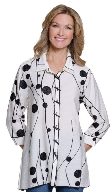 Multiples Petite Embroidered Shirt (Ivory/Black)(M35306B)