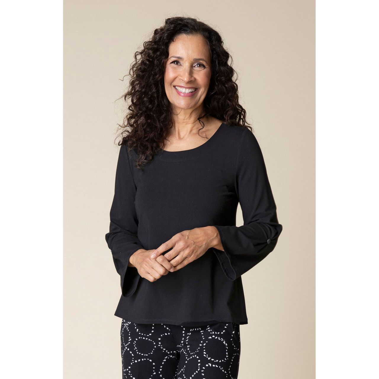 Habitat Black Core Travel Everybody Top