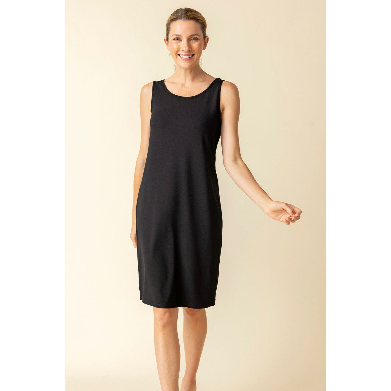 Habitat Core Short Everything Dress (BLK)