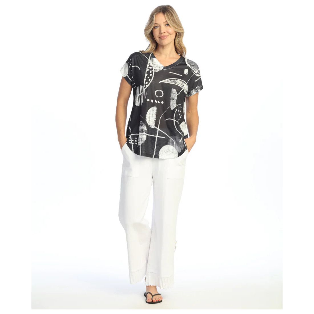 Jess & Jane Canvas V-Neck Dolman Sleeve Top (BLK/WHT)