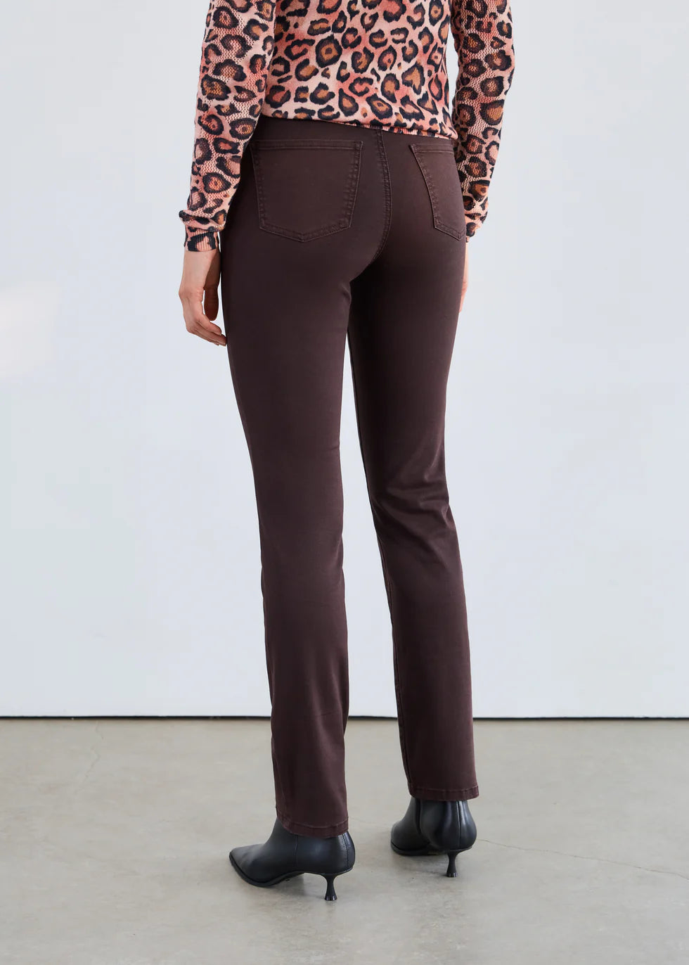 FDJ French Dressing Suzanne Petite Straight Leg Jeans(8864511)(Rich Brown)