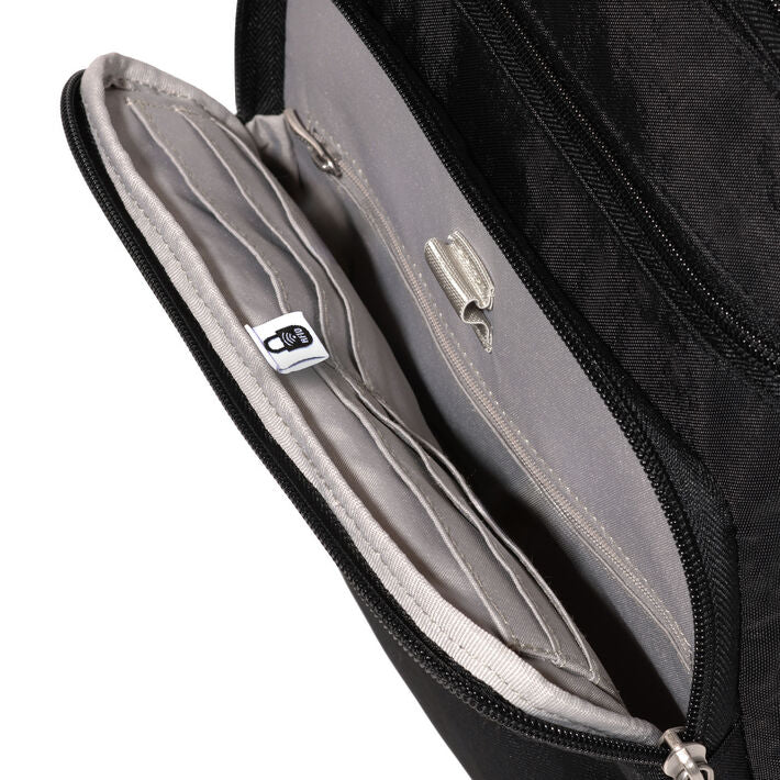 Baggallini Out & About Crossbody (Black)(GOM920B0001)