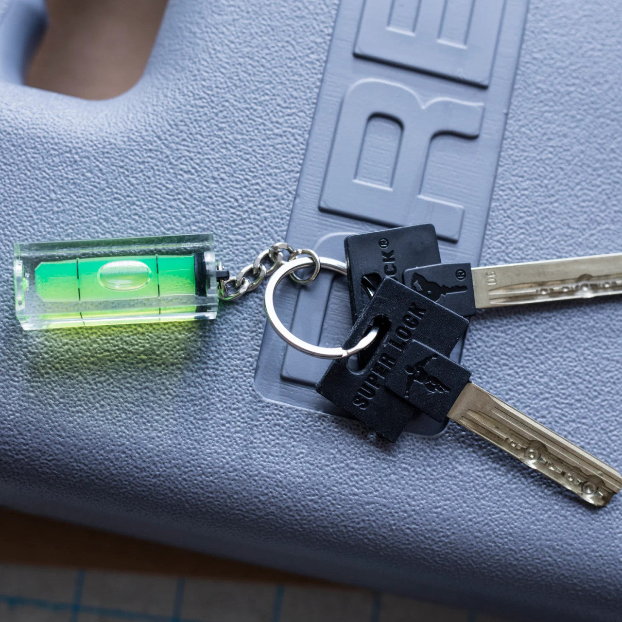 Kikkerland Mini Level Keyring (Selected at Random)