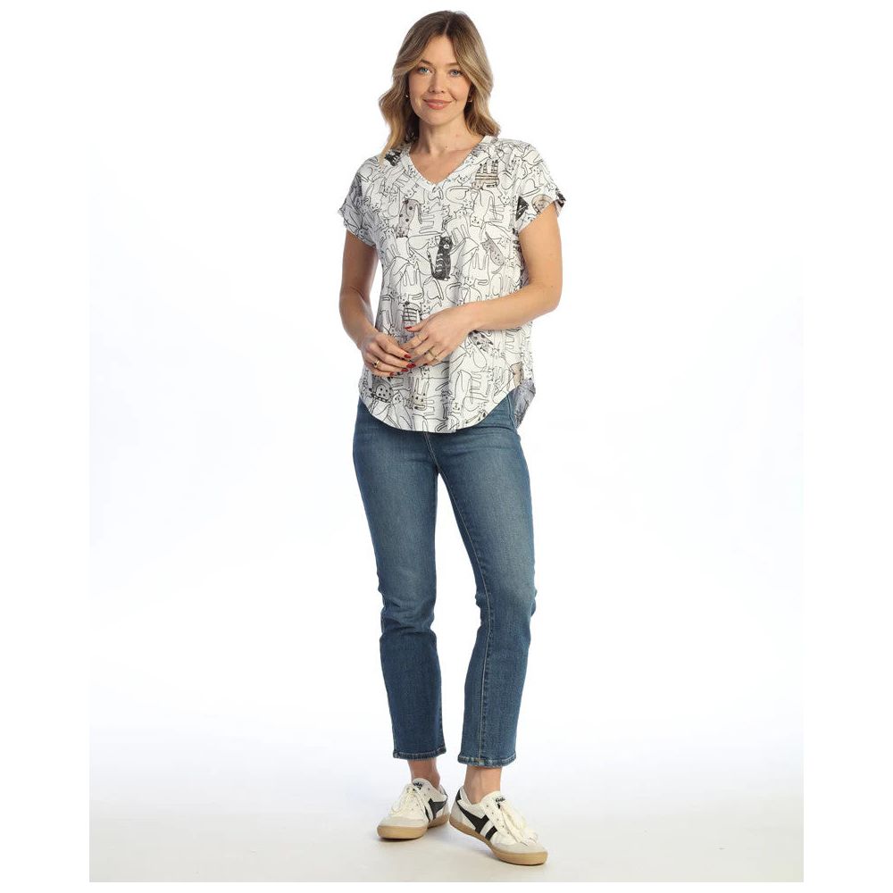 Jess & Jane Purrfect Easy Fit V-Neck Top (WHT/BLK)