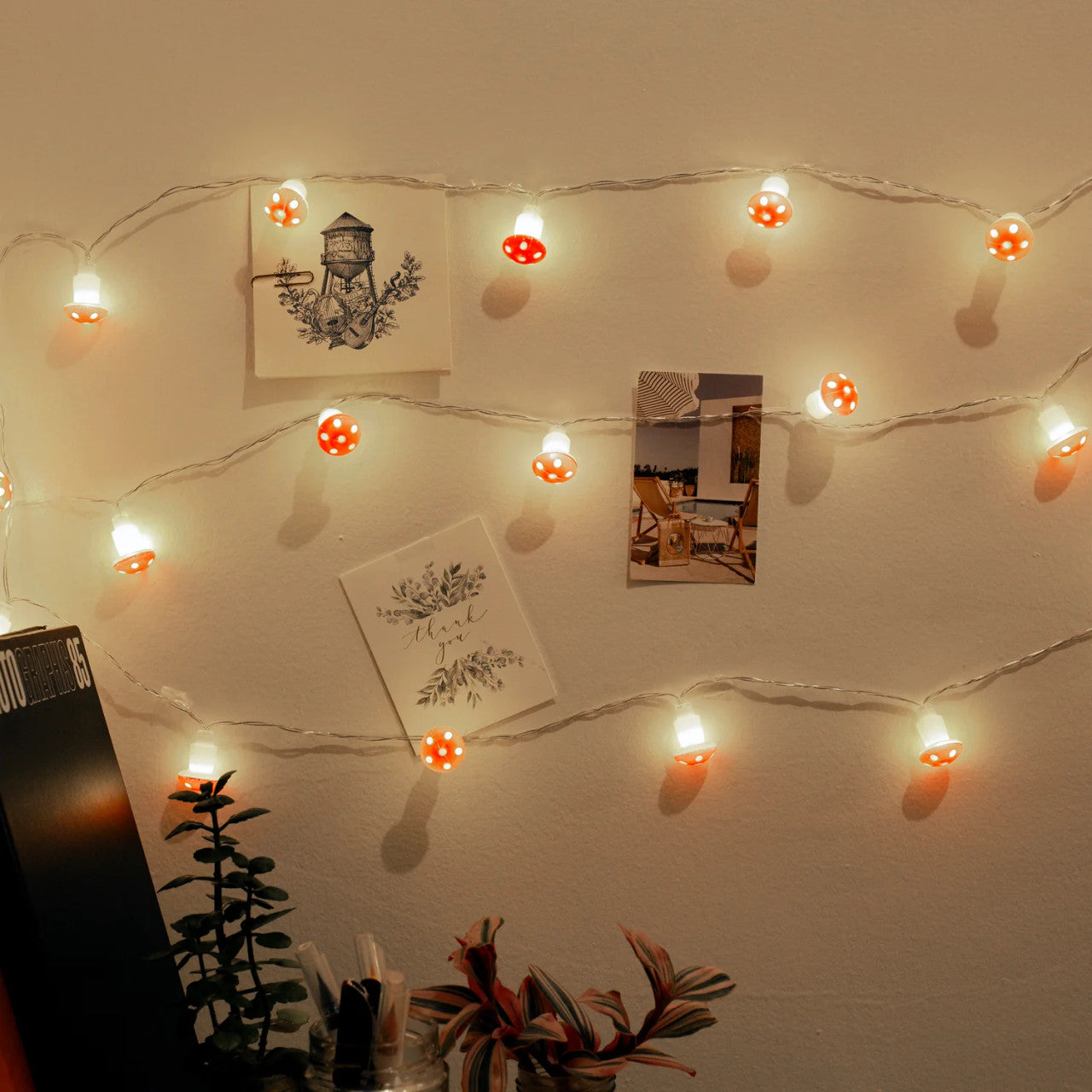 Kikkerland Mushroom LED String Lights