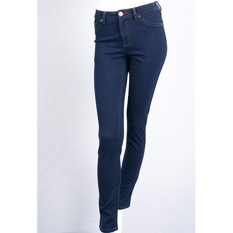 The FDJ natural fit Mid Rise jean features two back pockets, faux front pockets and a heart shaped front button.
65% Cotton 35% Lycra 
33" Inseam 
Style#4340214