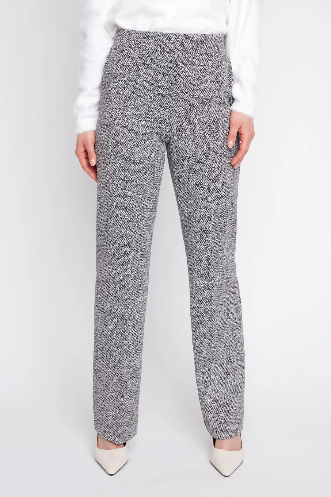 Renuar Knit Pull-on 2 pocket Jacquard Straight Leg Pant (R11090-E3143) (Black Combo)