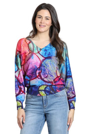 APNY Overlapping Circles V-neck Sweater ( SW132F)(Prisms Multi)