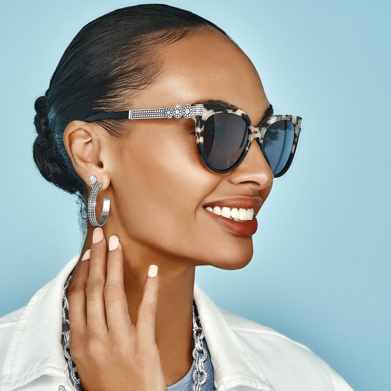 Brighton Pebble Medali Dual Tone Sunglasses (BLK/TORT)