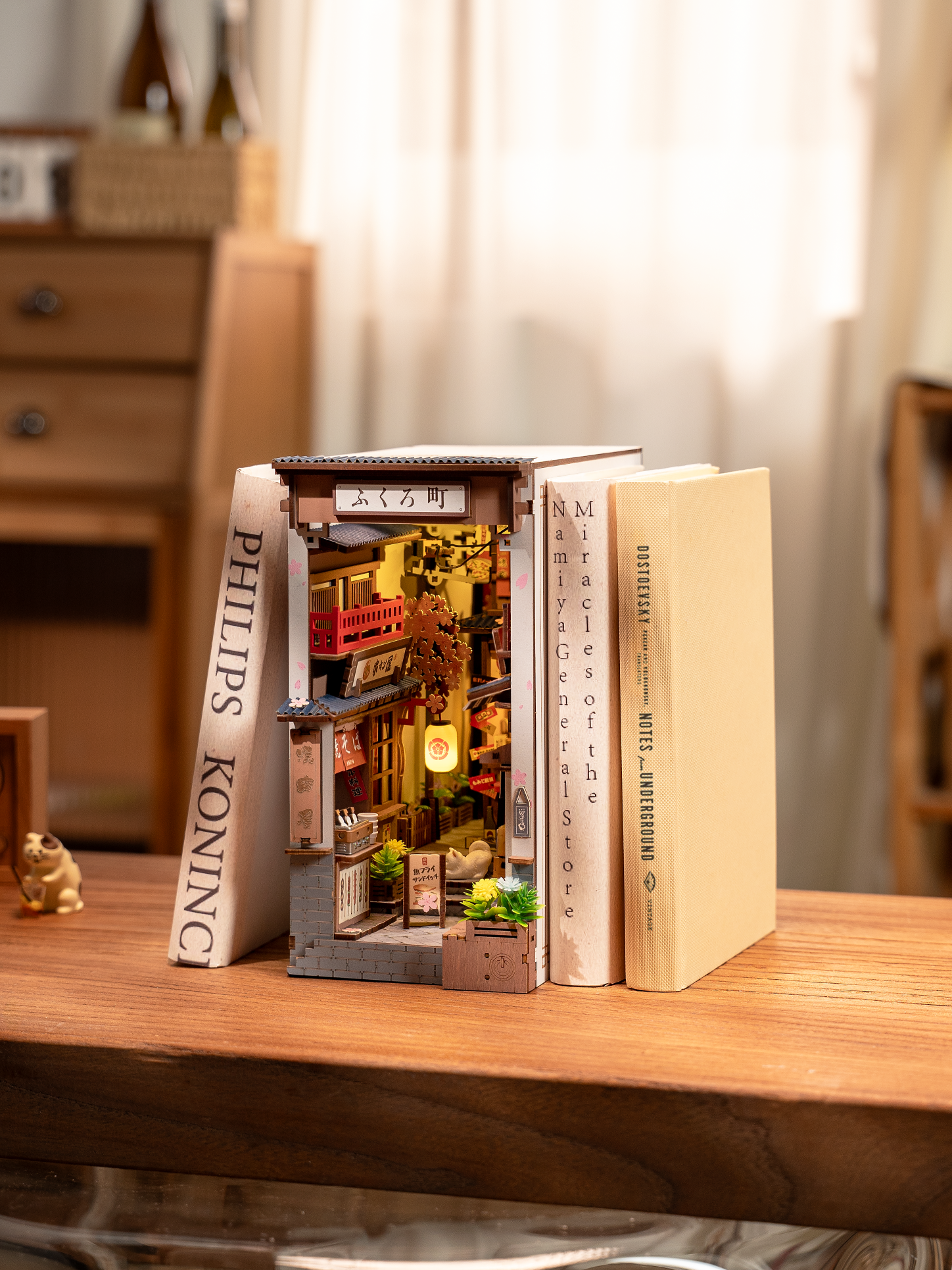 Rolife Sakura Wine Alley DIY Booknook
