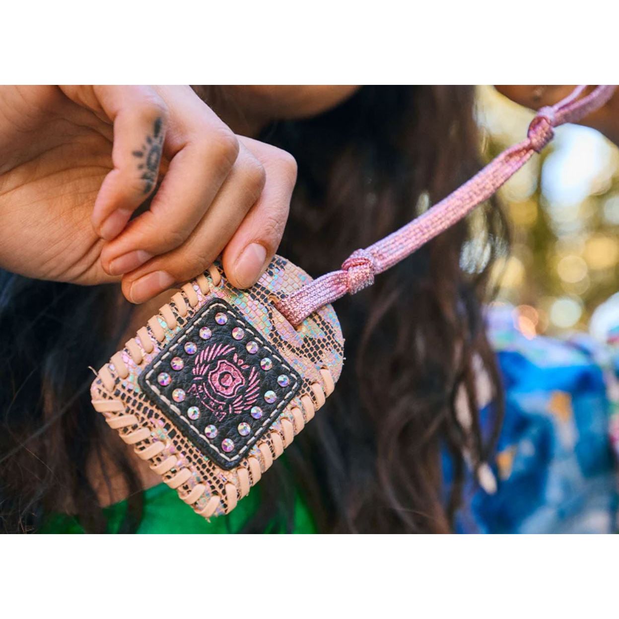 Consuela Carla Bag Tag