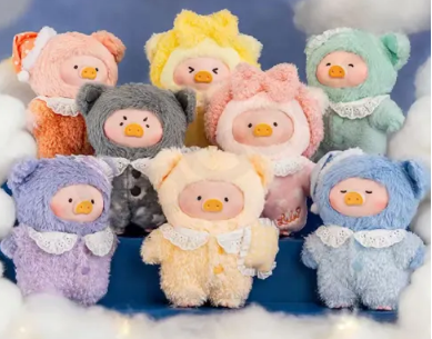 LuLu the Piggy LuLu's Dreaming Wonderland Series Keychain Blind Box