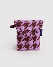 Baggu Puffy Earbuds Case - Pink Houndstooth