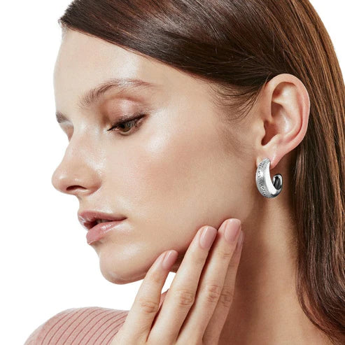 Brighton Mingle Adore Hoop Silver Earrings (JA9090) (SLV)