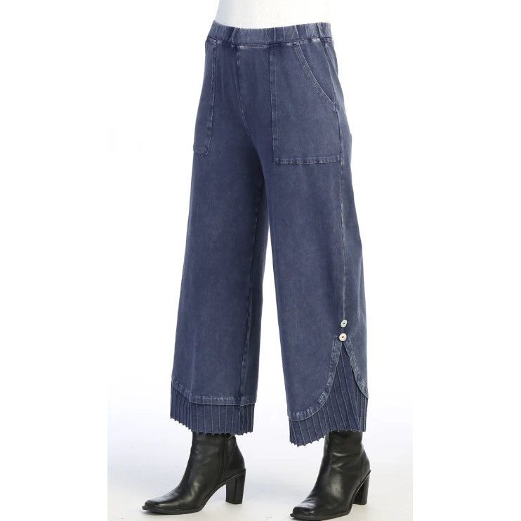 Jess & Jane Denim Pleated Ribbed Hem Button Accent Pant (M125)