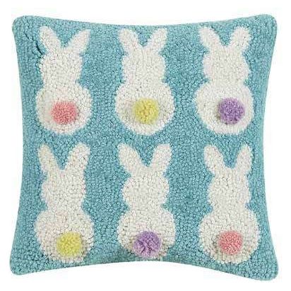 Bunny Backs Hook Pillow (30TG958C10SQ)