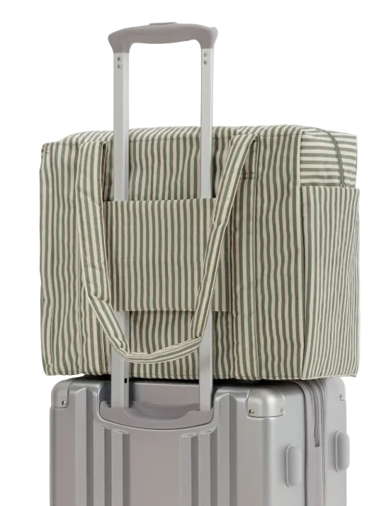 Baggu Small Cloud Carry-On - Sage Stripe